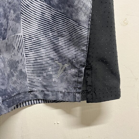 Old Navy Active Men's XXL Lined Running Shorts Gray Black Geometric Small Pocket - Picture 3 of 7